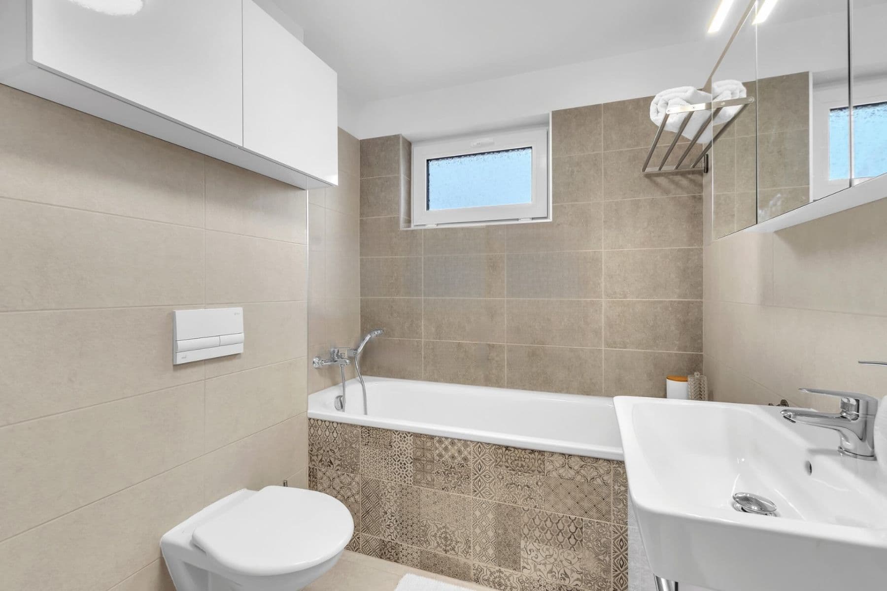 Pronájem domu 102 m², pozemek 250 m², Smiřice, Královéhradecký kraj Pronájem domu 102 m², pozemek 250 m², Smiřice, Královéhradecký kraj