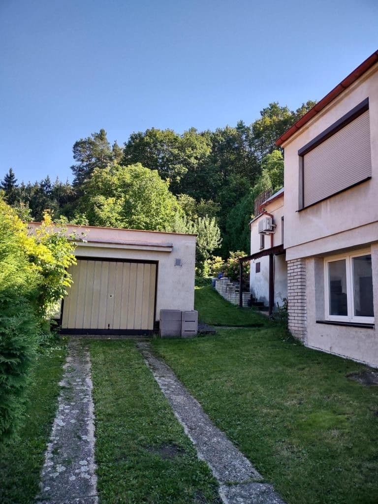 Prodej domu 120 m², pozemek 837 m², Malíkovice, Středočeský kraj Prodej domu 120 m², pozemek 837 m², Malíkovice, Středočeský kraj