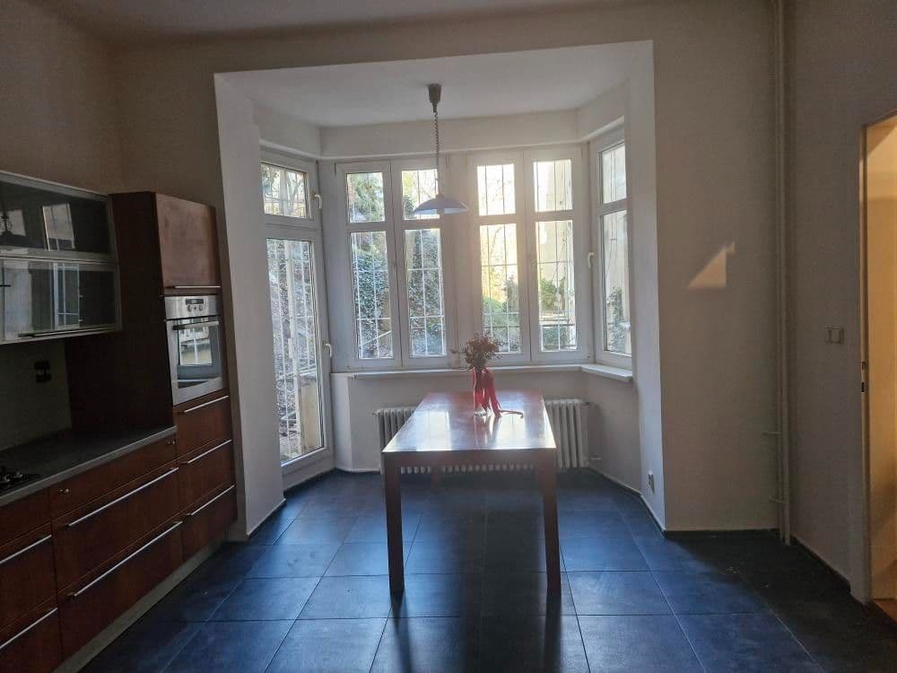 Pronájem bytu 3+1 96 m², Plzeňská, Praha, Praha Pronájem bytu 3+1 96 m², Plzeňská, Praha, Praha