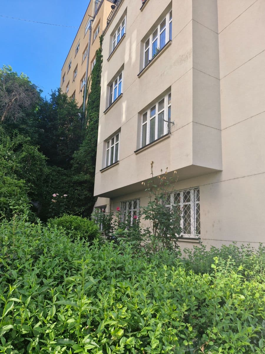 Pronájem bytu 3+1 96 m², Plzeňská, Praha, Praha Pronájem bytu 3+1 96 m², Plzeňská, Praha, Praha