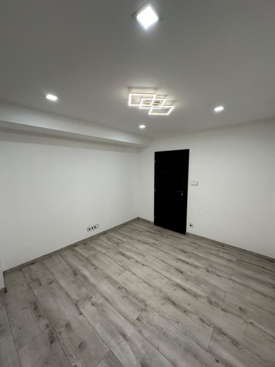 Pronájem bytu 2+kk 54 m², Vršovců, Ostrava, Moravskoslezský kraj Pronájem bytu 2+kk 54 m², Vršovců, Ostrava, Moravskoslezský kraj