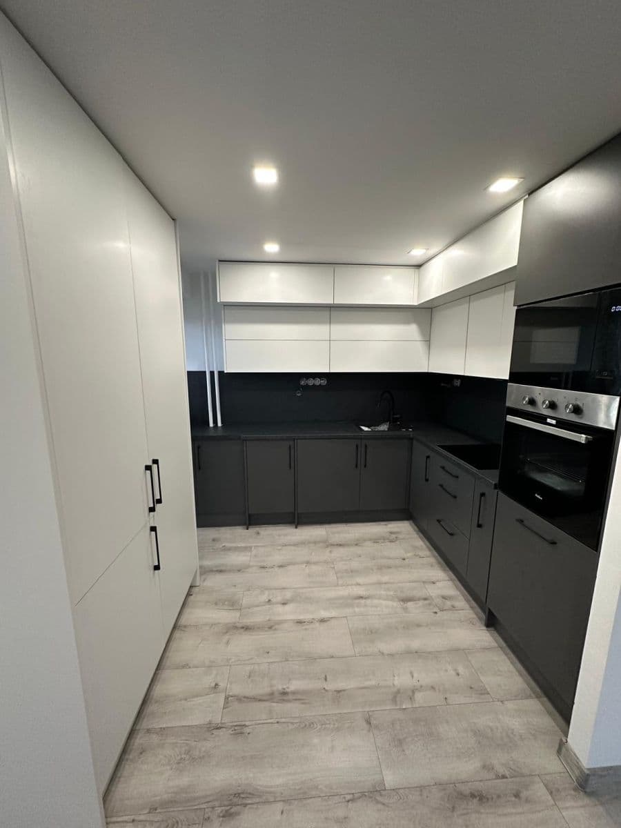 Pronájem bytu 2+kk 54 m², Vršovců, Ostrava, Moravskoslezský kraj Pronájem bytu 2+kk 54 m², Vršovců, Ostrava, Moravskoslezský kraj