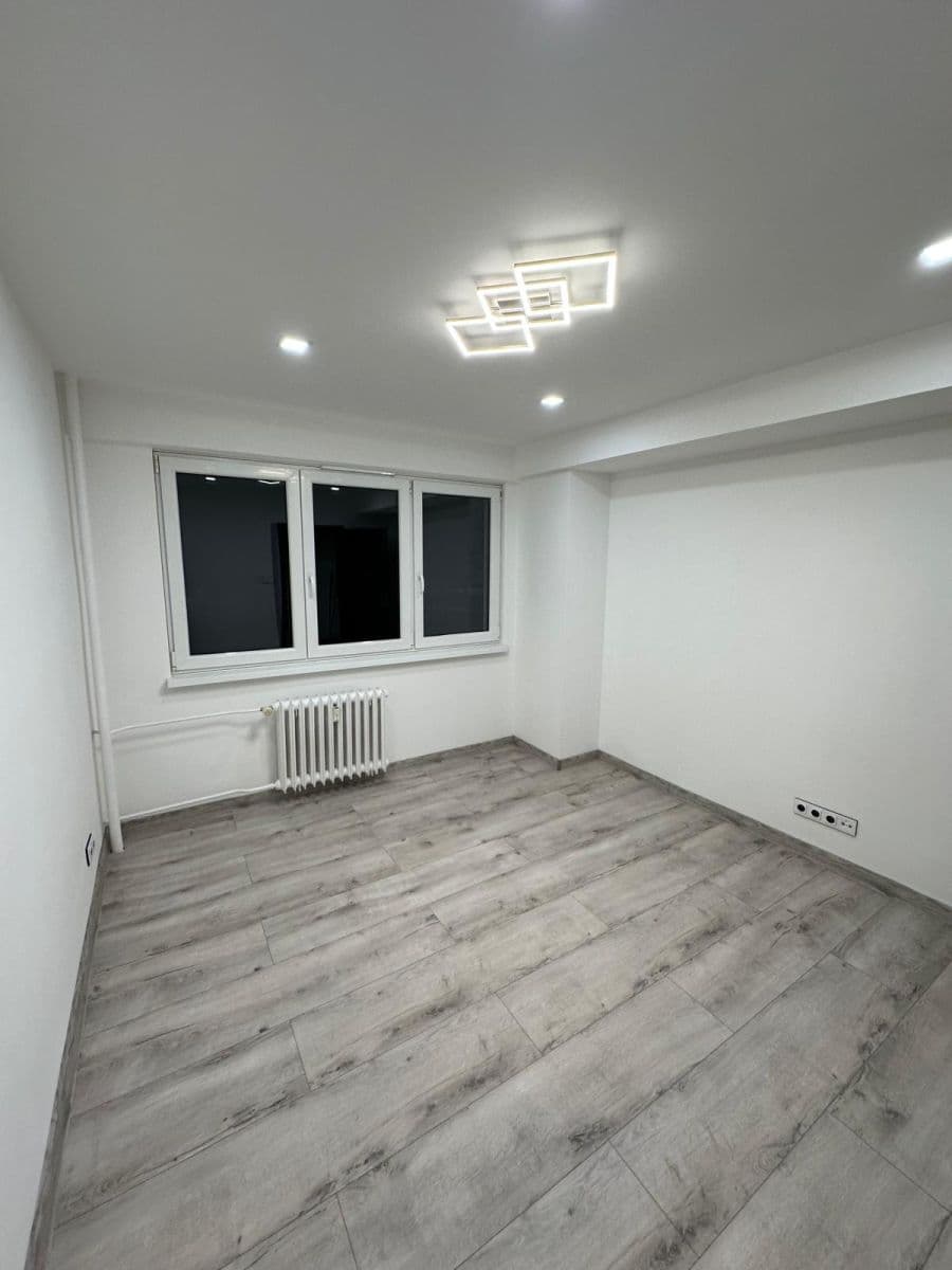 Pronájem bytu 2+kk 54 m², Vršovců, Ostrava, Moravskoslezský kraj Pronájem bytu 2+kk 54 m², Vršovců, Ostrava, Moravskoslezský kraj