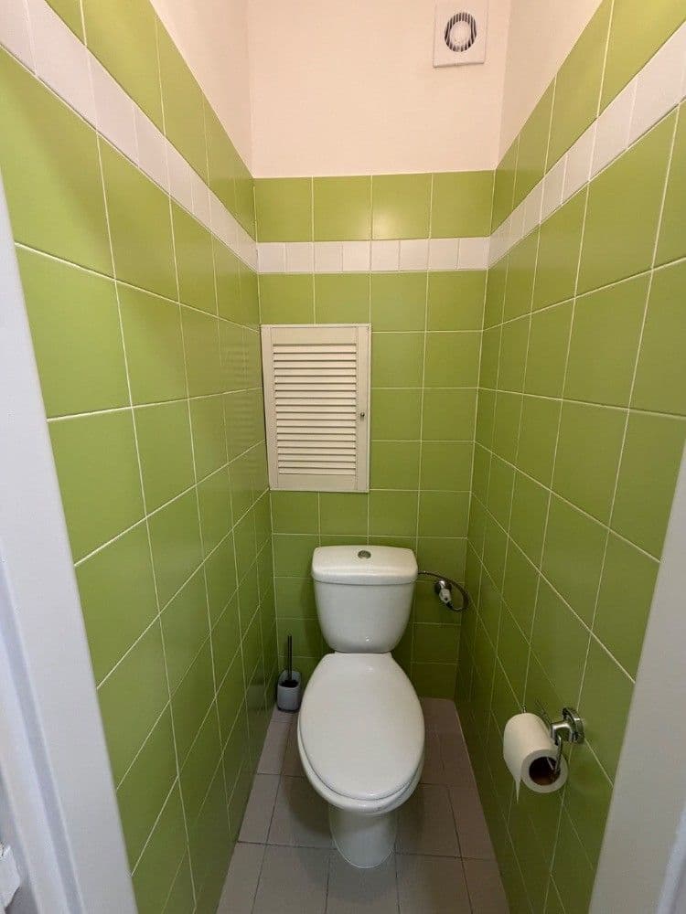 Pronájem bytu 2+1 55 m², náměstí Svatopluka Čecha, Praha, Praha Pronájem bytu 2+1 55 m², náměstí Svatopluka Čecha, Praha, Praha