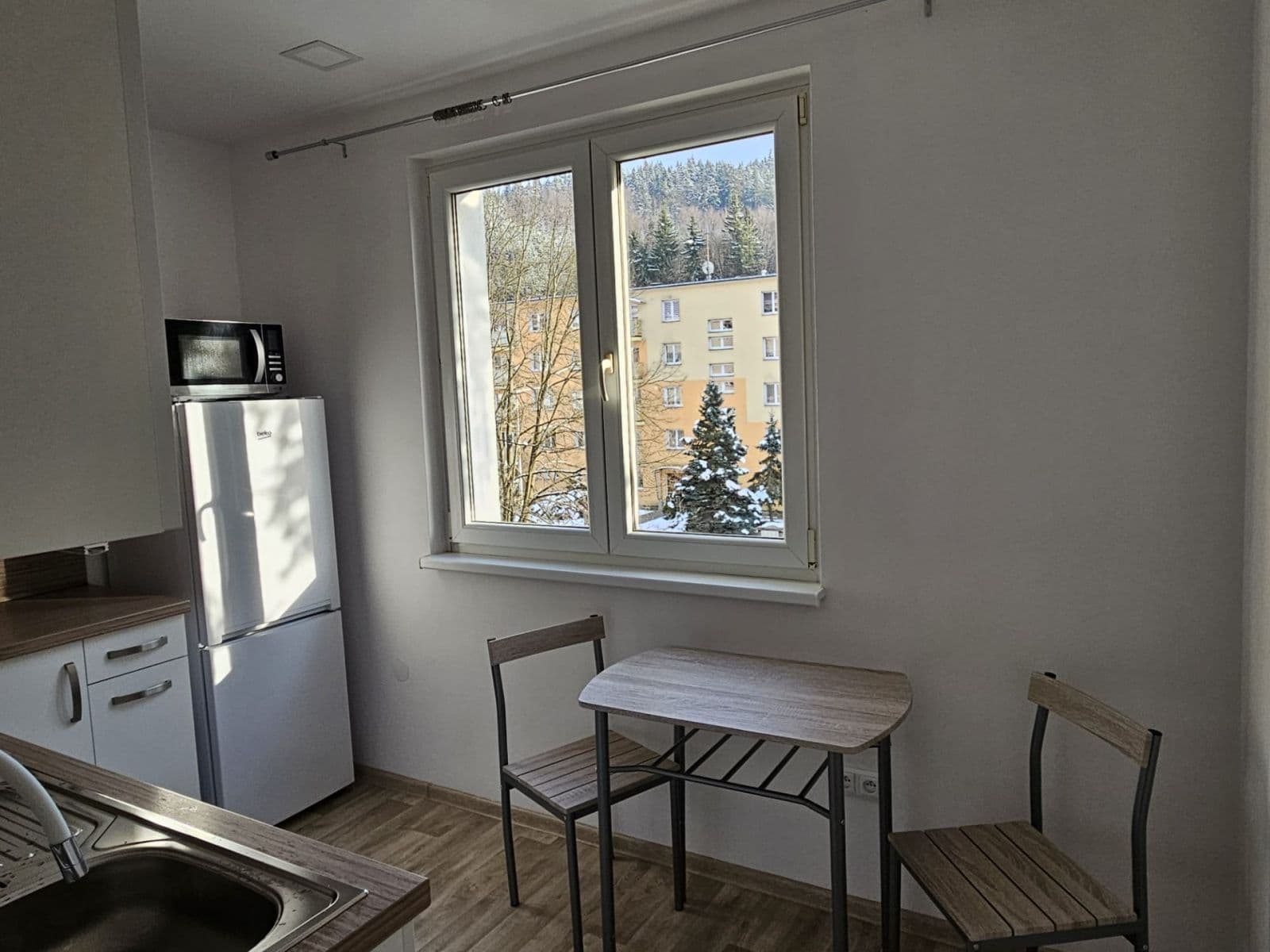 Pronájem bytu 1+1 50 m², Stará cesta, Vsetín, Zlínský kraj Pronájem bytu 1+1 50 m², Stará cesta, Vsetín, Zlínský kraj