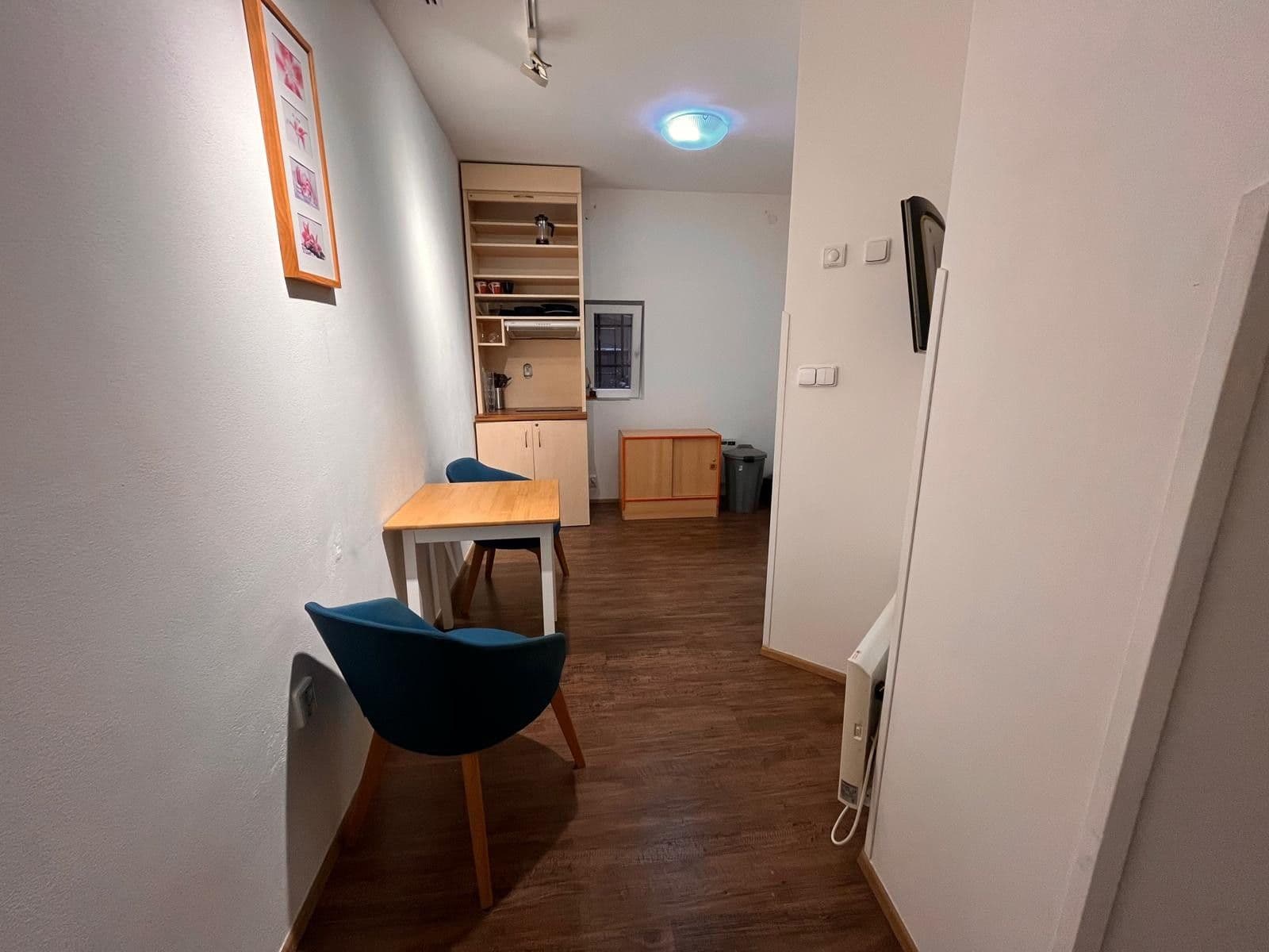 Pronájem nebytového prostoru 25 m², Na Hutích, Praha, Praha Pronájem nebytového prostoru 25 m², Na Hutích, Praha, Praha