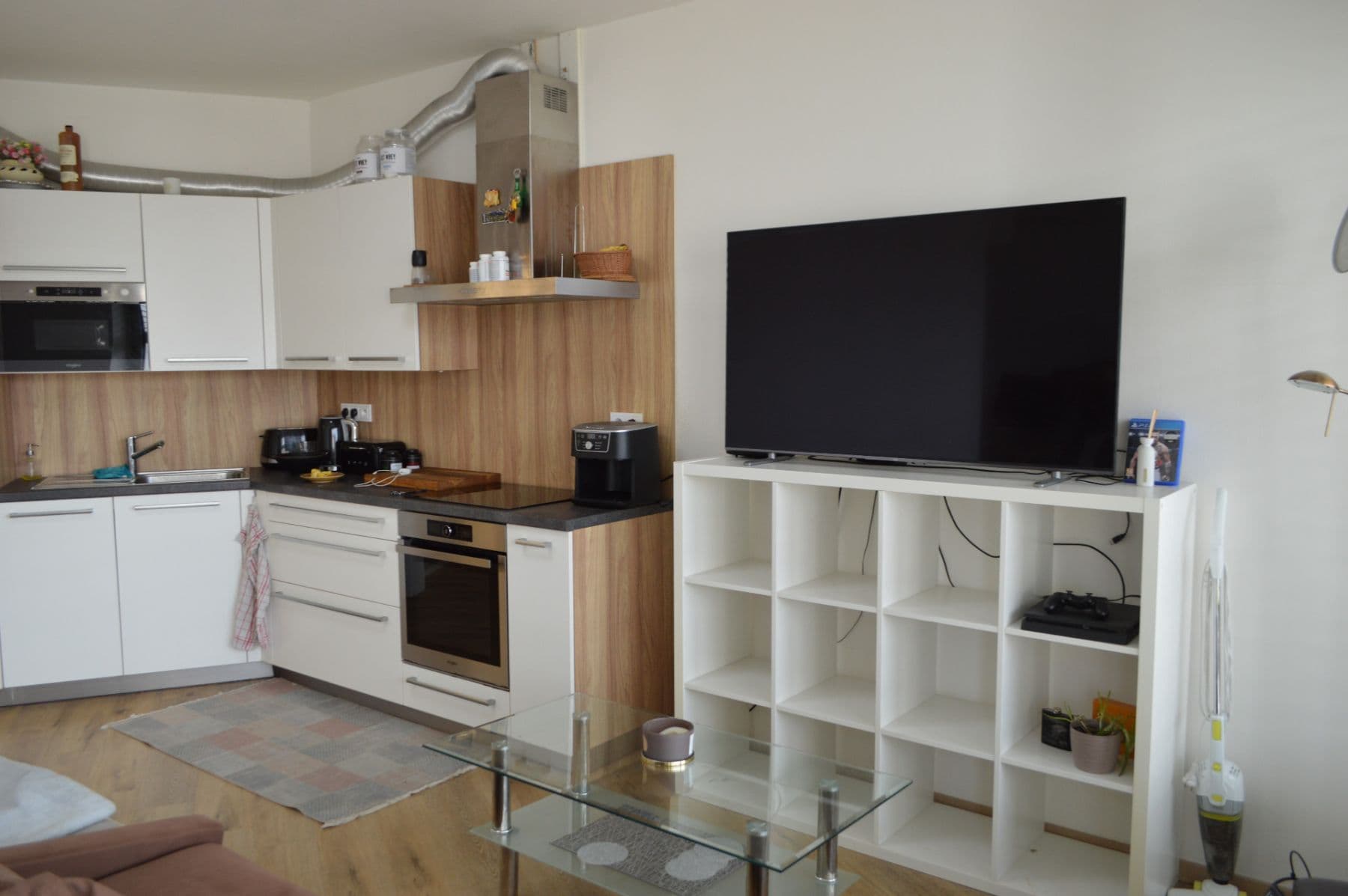 Pronájem bytu 1+kk 45 m², Podveská, Brno, Jihomoravský kraj Pronájem bytu 1+kk 45 m², Podveská, Brno, Jihomoravský kraj