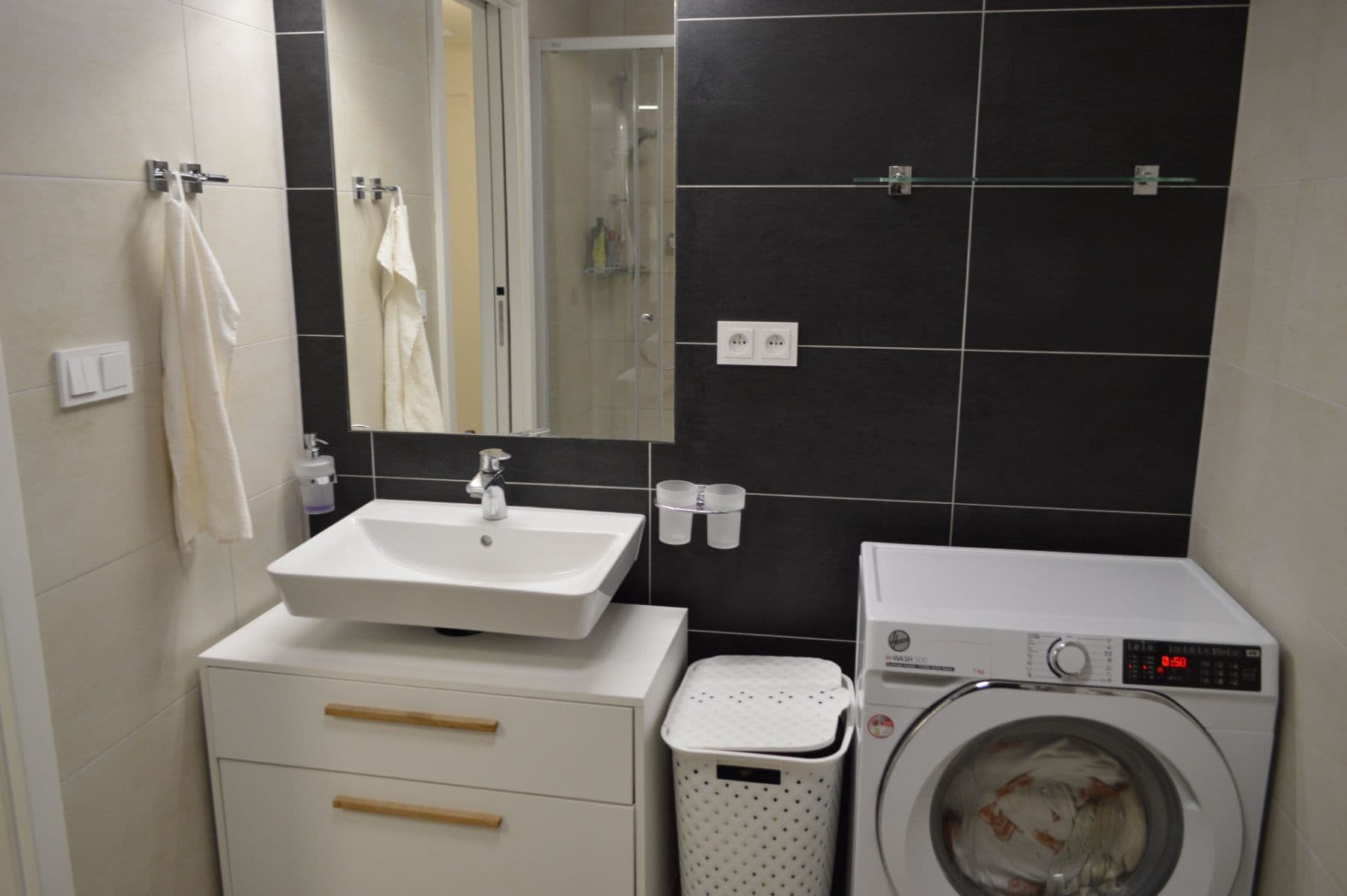 Pronájem bytu 1+kk 45 m², Podveská, Brno, Jihomoravský kraj Pronájem bytu 1+kk 45 m², Podveská, Brno, Jihomoravský kraj