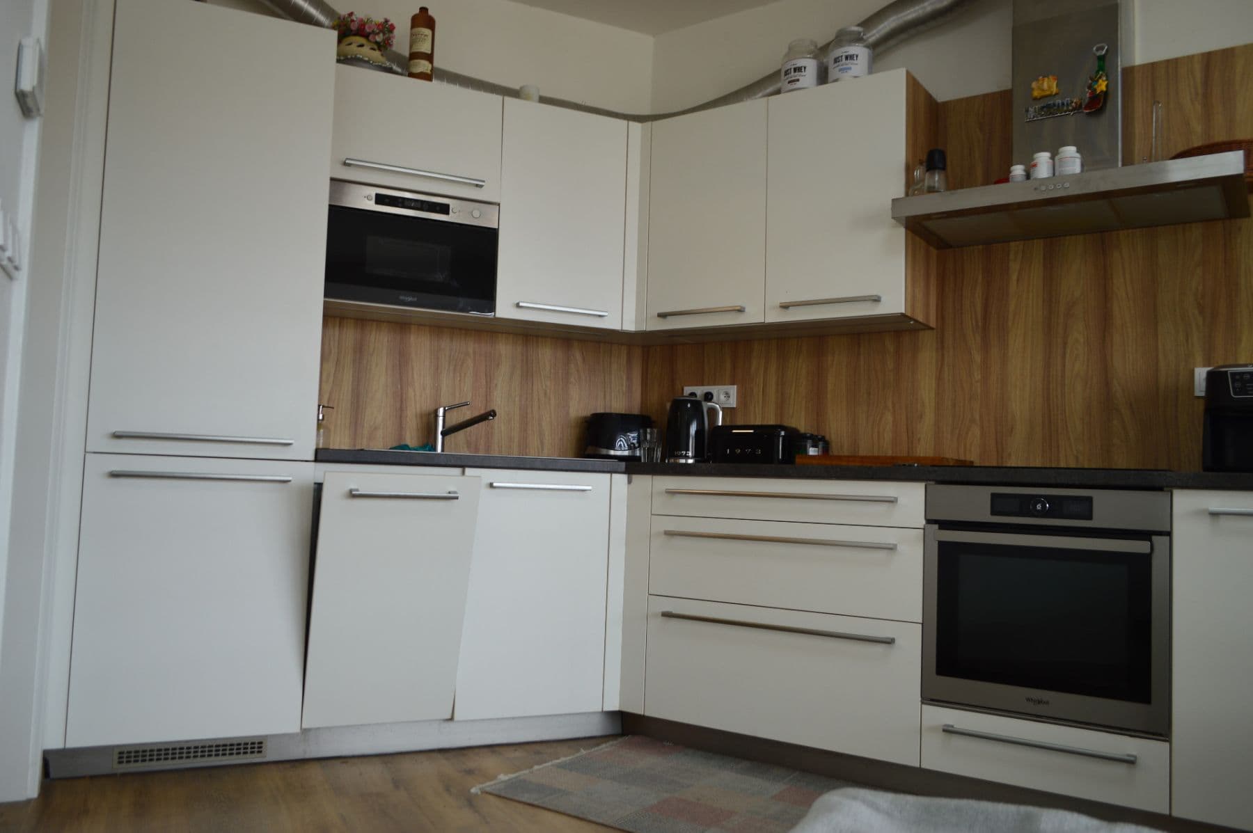 Pronájem bytu 1+kk 45 m², Podveská, Brno, Jihomoravský kraj Pronájem bytu 1+kk 45 m², Podveská, Brno, Jihomoravský kraj