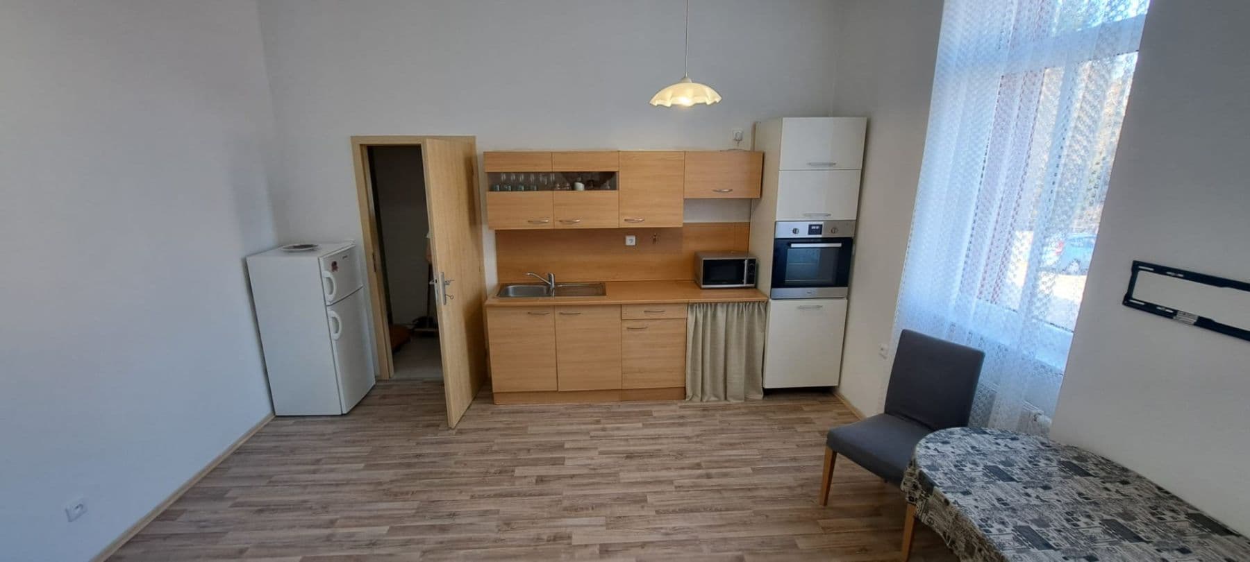Pronájem bytu 1+kk 30 m², Týnec nad Sázavou, Středočeský kraj Pronájem bytu 1+kk 30 m², Týnec nad Sázavou, Středočeský kraj