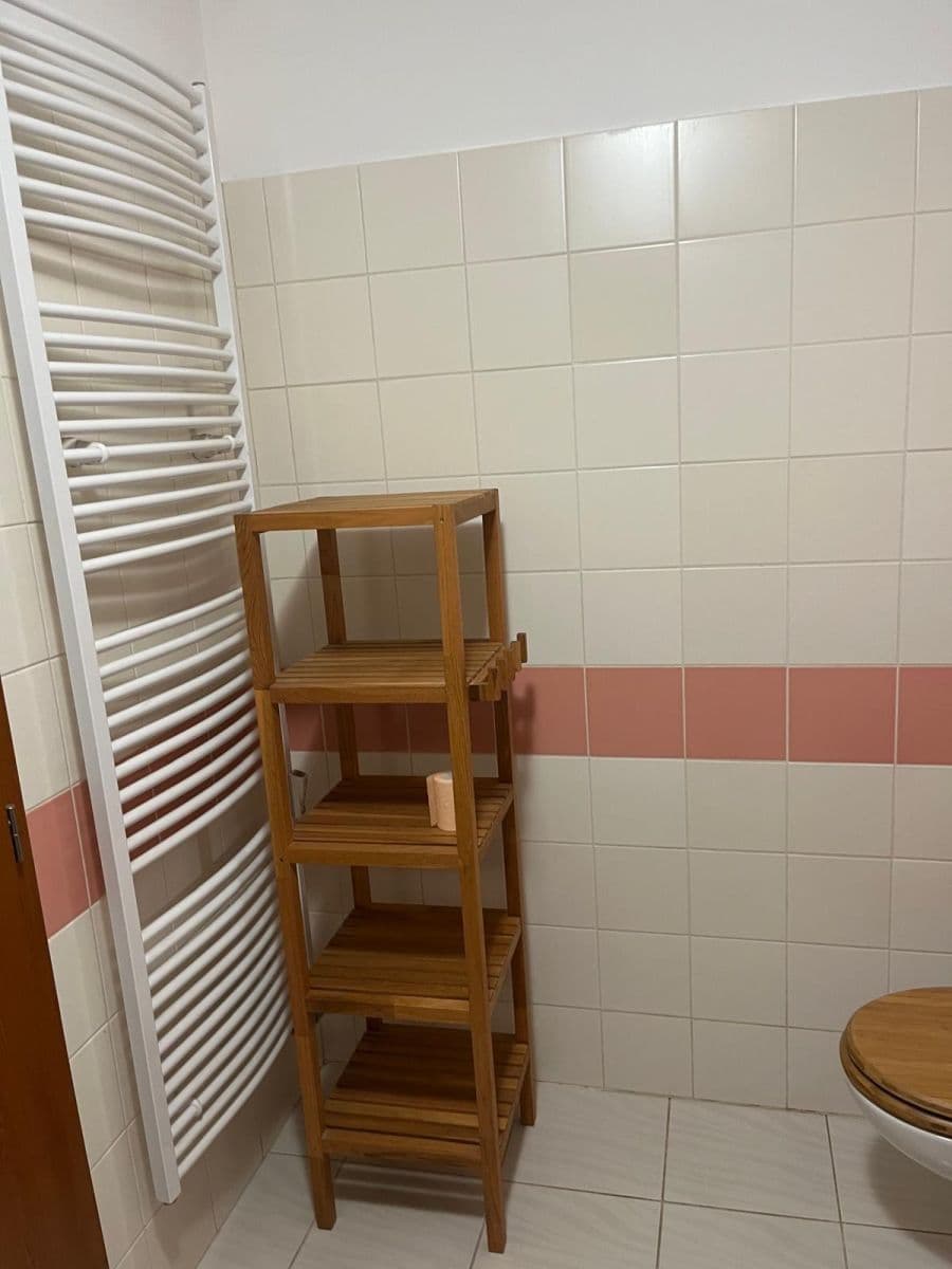 Pronájem bytu 64 m², Na Slatince, Praha, Praha Pronájem bytu 64 m², Na Slatince, Praha, Praha