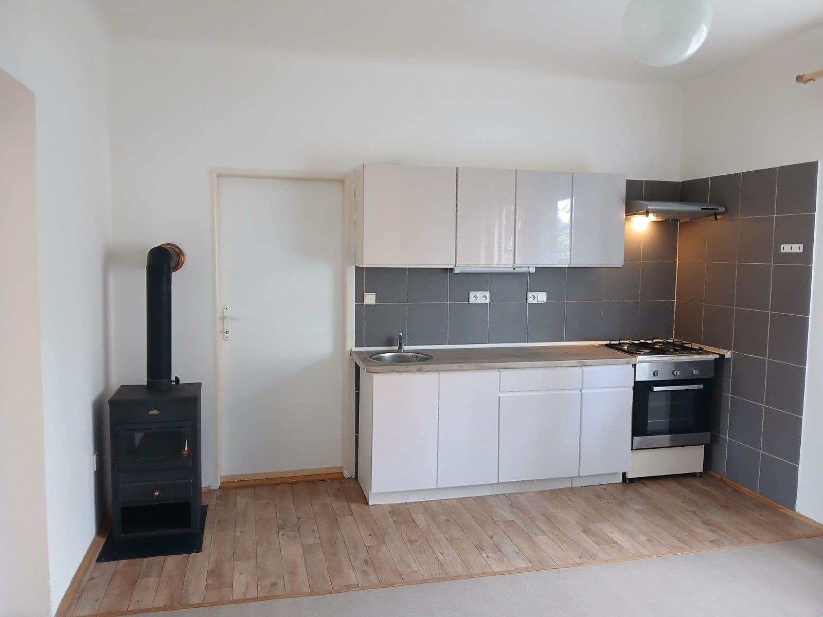 Pronájem bytu 3+kk 80 m², Žďárská, Praha, Praha Pronájem bytu 3+kk 80 m², Žďárská, Praha, Praha
