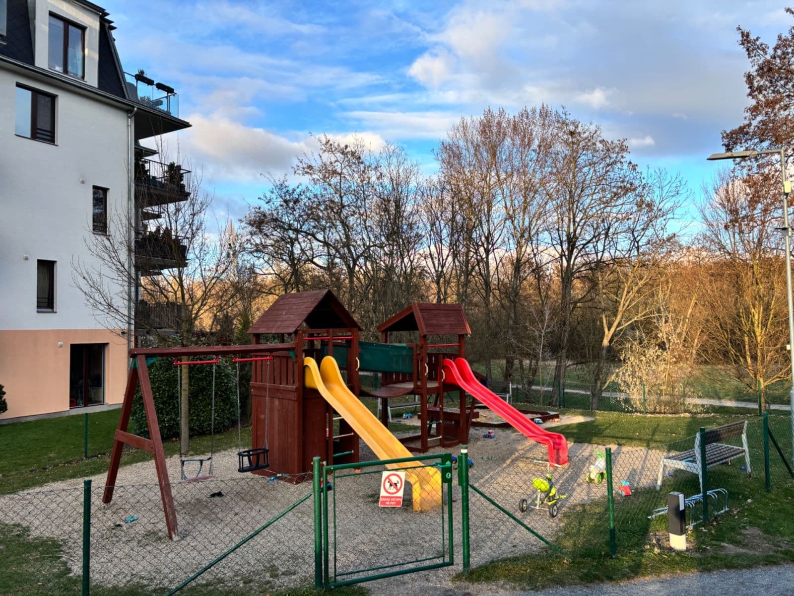 Prodej bytu 3+kk 86 m², Nademlejnská, Praha, Praha Prodej bytu 3+kk 86 m², Nademlejnská, Praha, Praha