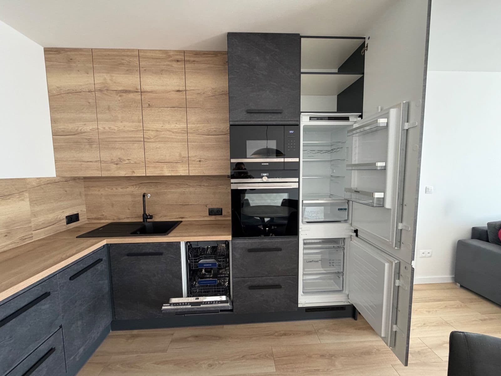 Pronájem bytu 2+kk 67 m², Bolívarova, Praha, Praha Pronájem bytu 2+kk 67 m², Bolívarova, Praha, Praha