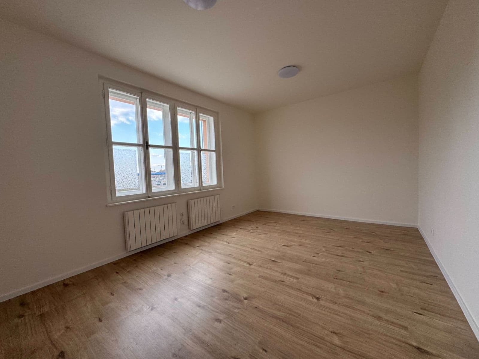 Prodej bytu 2+kk 45 m², 5. května, Praha, Praha Prodej bytu 2+kk 45 m², 5. května, Praha, Praha
