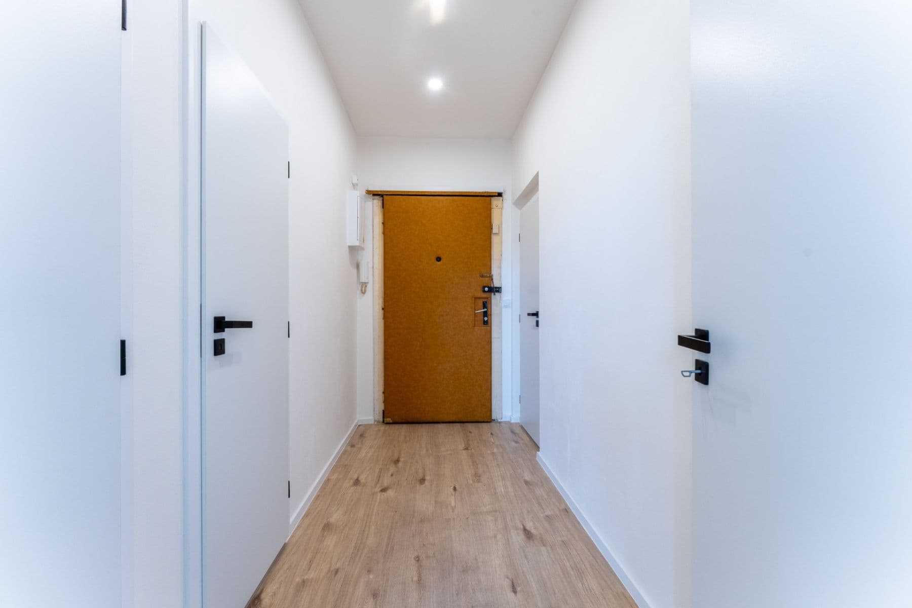 Prodej bytu 2+kk 45 m², 5. května, Praha, Praha Prodej bytu 2+kk 45 m², 5. května, Praha, Praha