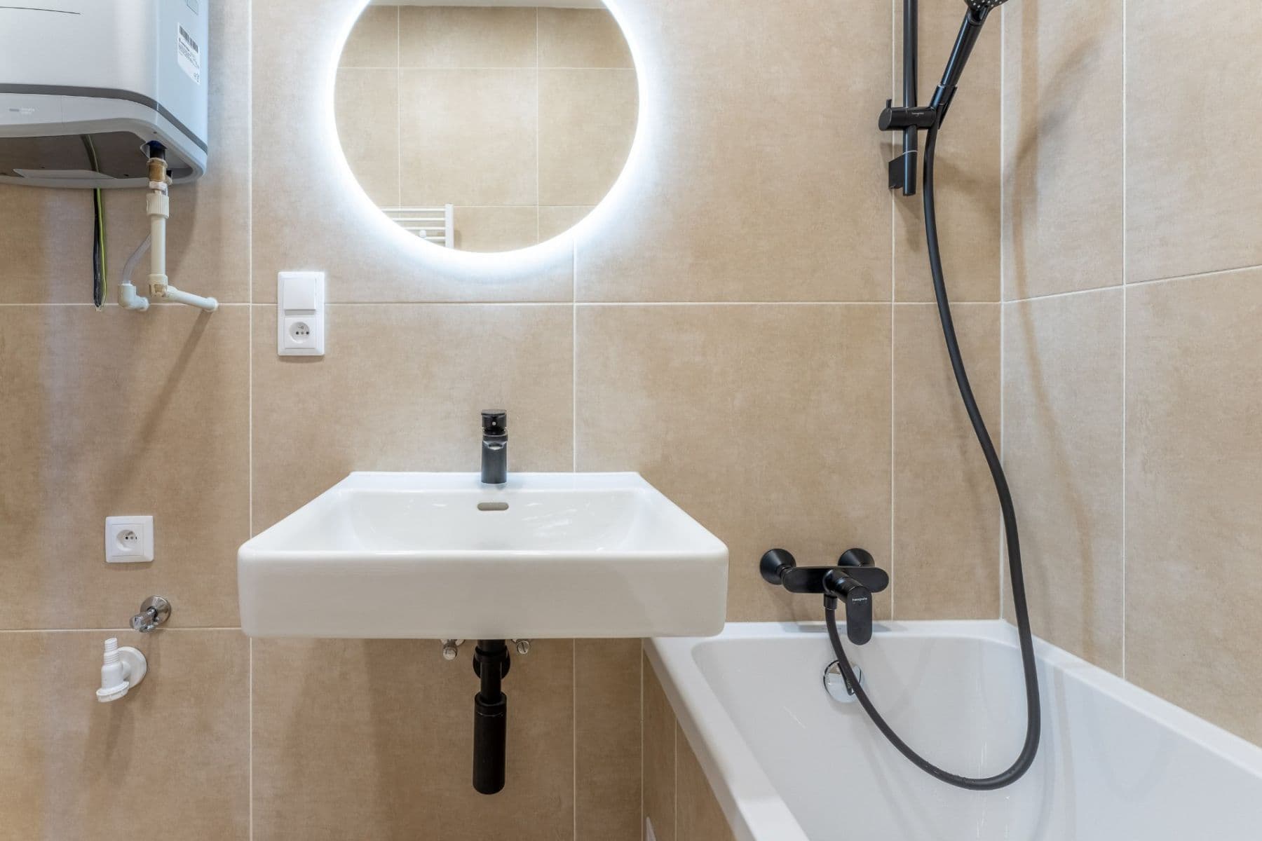 Prodej bytu 2+kk 45 m², 5. května, Praha, Praha Prodej bytu 2+kk 45 m², 5. května, Praha, Praha