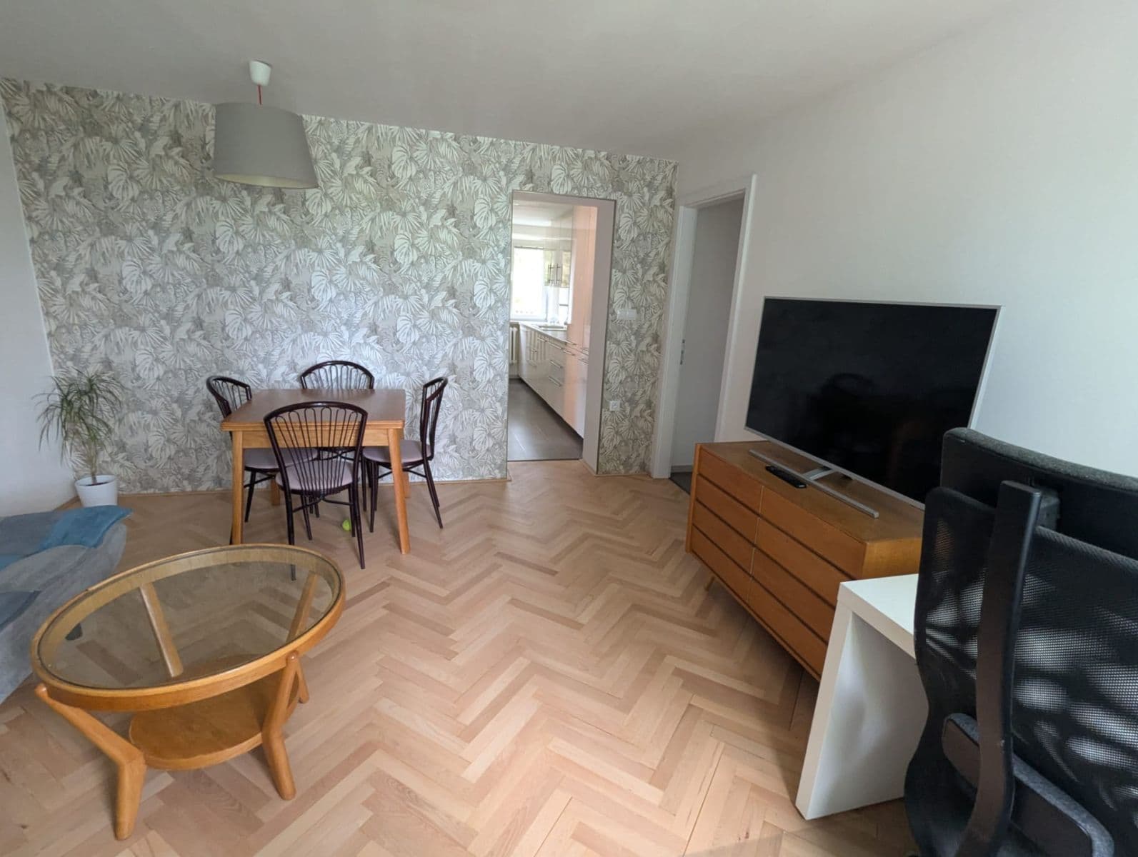 Pronájem bytu 3+1 63 m², Klecany, Středočeský kraj Pronájem bytu 3+1 63 m², Klecany, Středočeský kraj