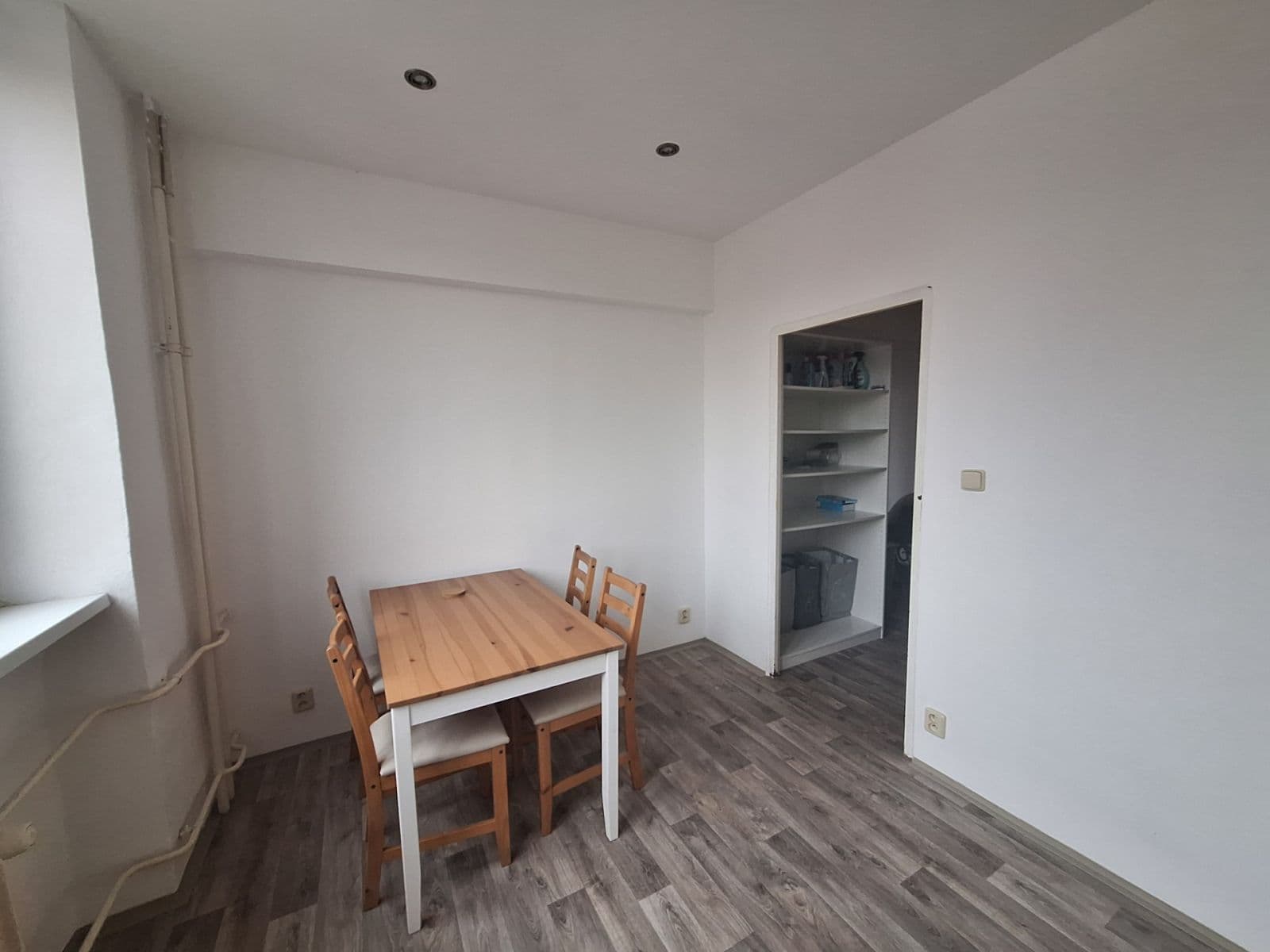 Pronájem bytu 2+1 58 m², Kubánské náměstí, Praha, Praha Pronájem bytu 2+1 58 m², Kubánské náměstí, Praha, Praha
