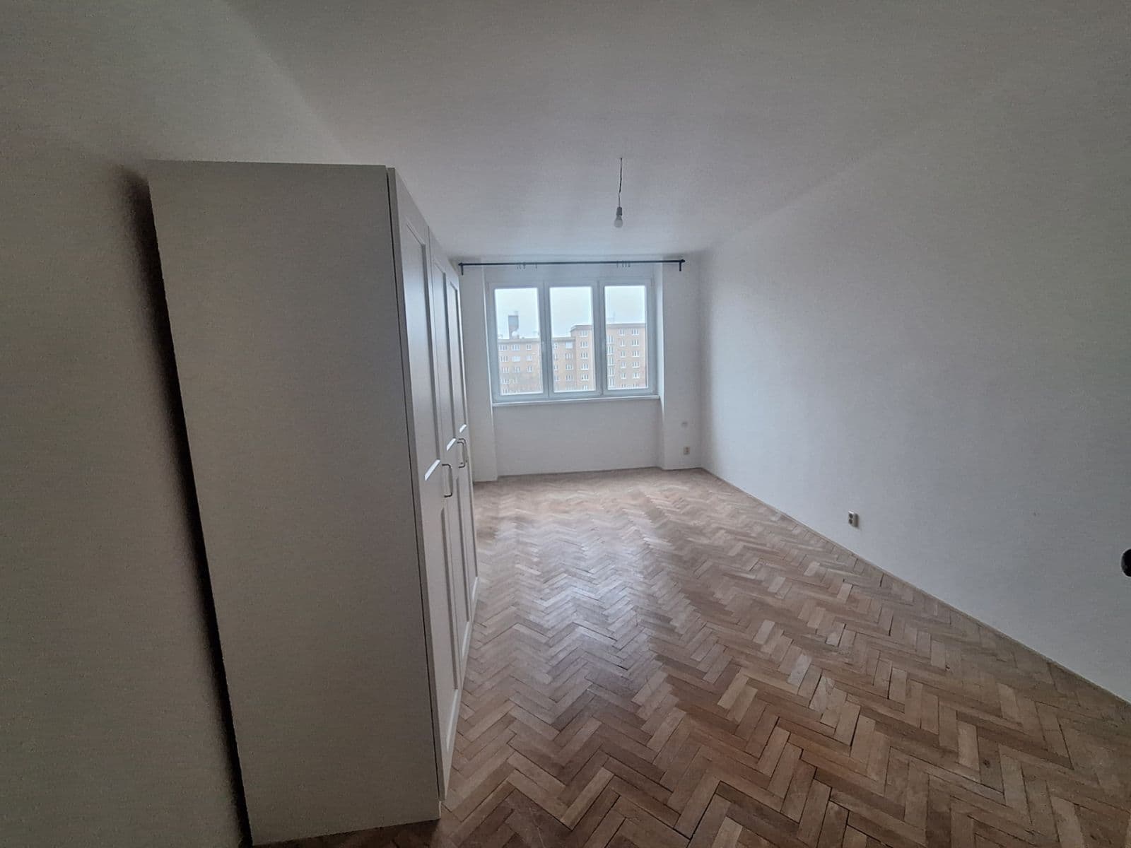 Pronájem bytu 2+1 58 m², Kubánské náměstí, Praha, Praha Pronájem bytu 2+1 58 m², Kubánské náměstí, Praha, Praha