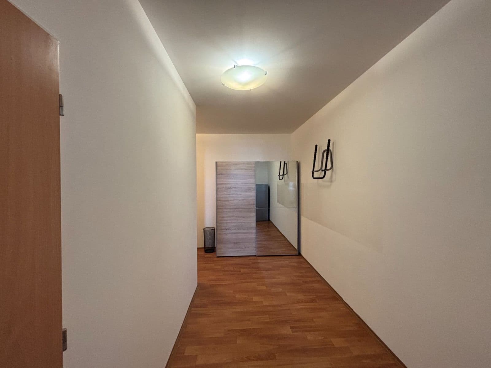Pronájem bytu 1+kk 38 m², Podkovářská, Praha, Praha Pronájem bytu 1+kk 38 m², Podkovářská, Praha, Praha