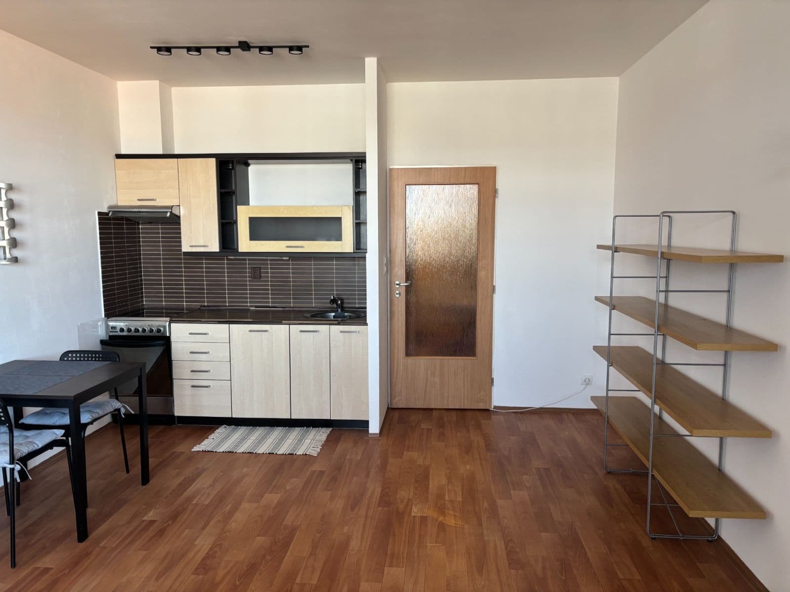 Pronájem bytu 1+kk 38 m², Podkovářská, Praha, Praha Pronájem bytu 1+kk 38 m², Podkovářská, Praha, Praha