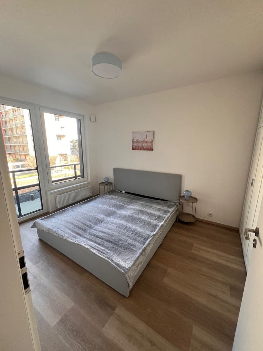 Pronájem bytu 2+kk 50 m², Hodkovická, Praha, Praha Pronájem bytu 2+kk 50 m², Hodkovická, Praha, Praha