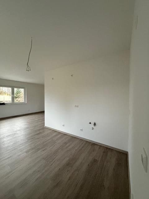Prodej bytu 3+1 83 m², Bremer Str 53, Berlin, Berlín Prodej bytu 3+1 83 m², Bremer Str 53, Berlin, Berlín