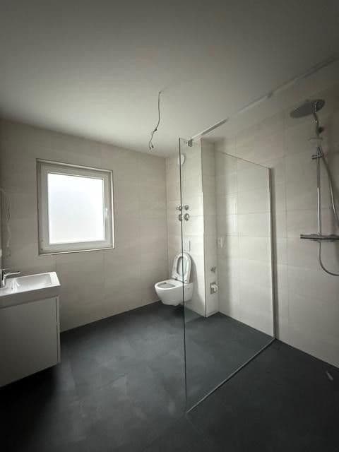 Prodej bytu 3+1 83 m², Bremer Str 53, Berlin, Berlín Prodej bytu 3+1 83 m², Bremer Str 53, Berlin, Berlín