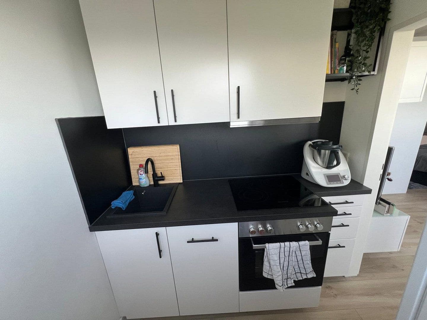 Pronájem bytu 1+1 26 m², Meerbusch, Severní Porýní-Vestfálsko Pronájem bytu 1+1 26 m², Meerbusch, Severní Porýní-Vestfálsko