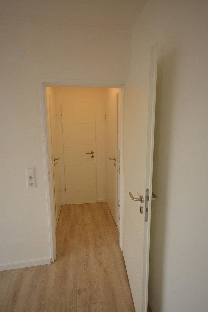 Pronájem bytu 1+1 26 m², Meerbusch, Severní Porýní-Vestfálsko Pronájem bytu 1+1 26 m², Meerbusch, Severní Porýní-Vestfálsko