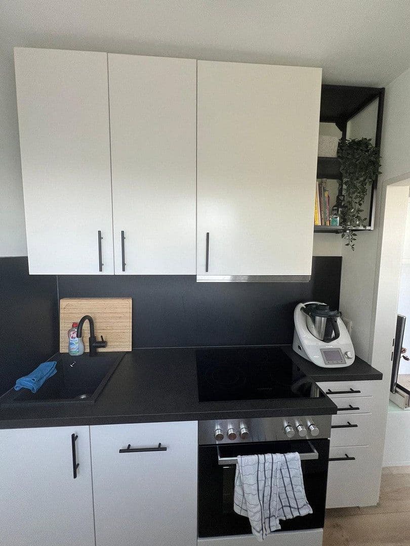 Pronájem bytu 1+1 26 m², Meerbusch, Severní Porýní-Vestfálsko Pronájem bytu 1+1 26 m², Meerbusch, Severní Porýní-Vestfálsko