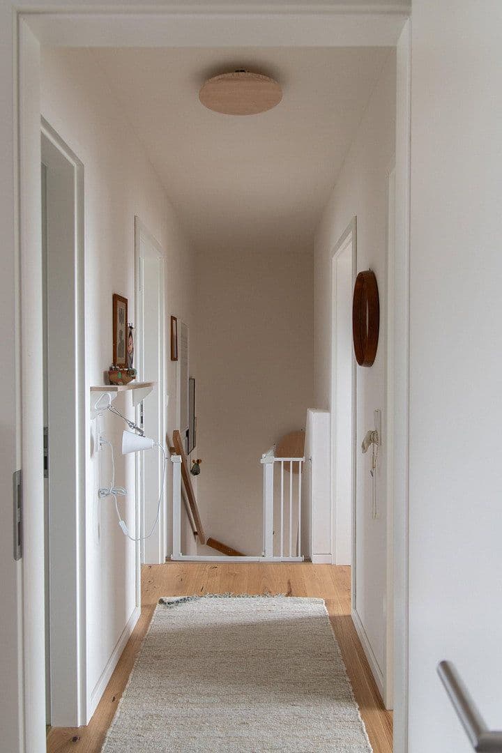 Prodej bytu 4+1 80 m², Köln, Severní Porýní-Vestfálsko Prodej bytu 4+1 80 m², Köln, Severní Porýní-Vestfálsko