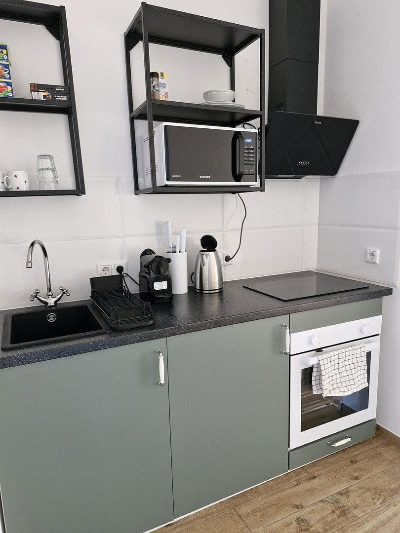 Pronájem bytu 1+1 40 m², Adolph-Kolping-Str. 32, Köln, Severní Porýní-Vestfálsko Pronájem bytu 1+1 40 m², Adolph-Kolping-Str. 32, Köln, Severní Porýní-Vestfálsko