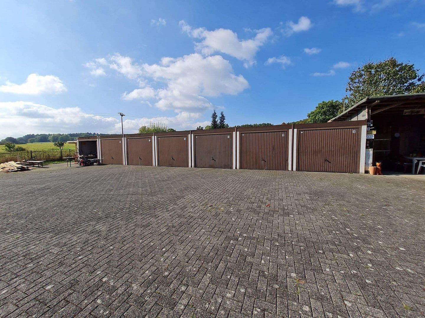 Prodej domu 505 m², pozemek 1.077 m², Rhönblick, Durynsko Prodej domu 505 m², pozemek 1.077 m², Rhönblick, Durynsko