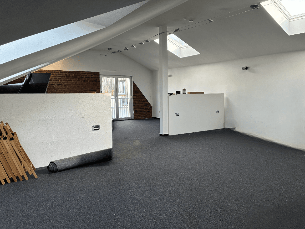 Pronájem kanceláře 75 m², Höchster Straße 18, Groß-Umstadt, Hessen Pronájem kanceláře 75 m², Höchster Straße 18, Groß-Umstadt, Hessen