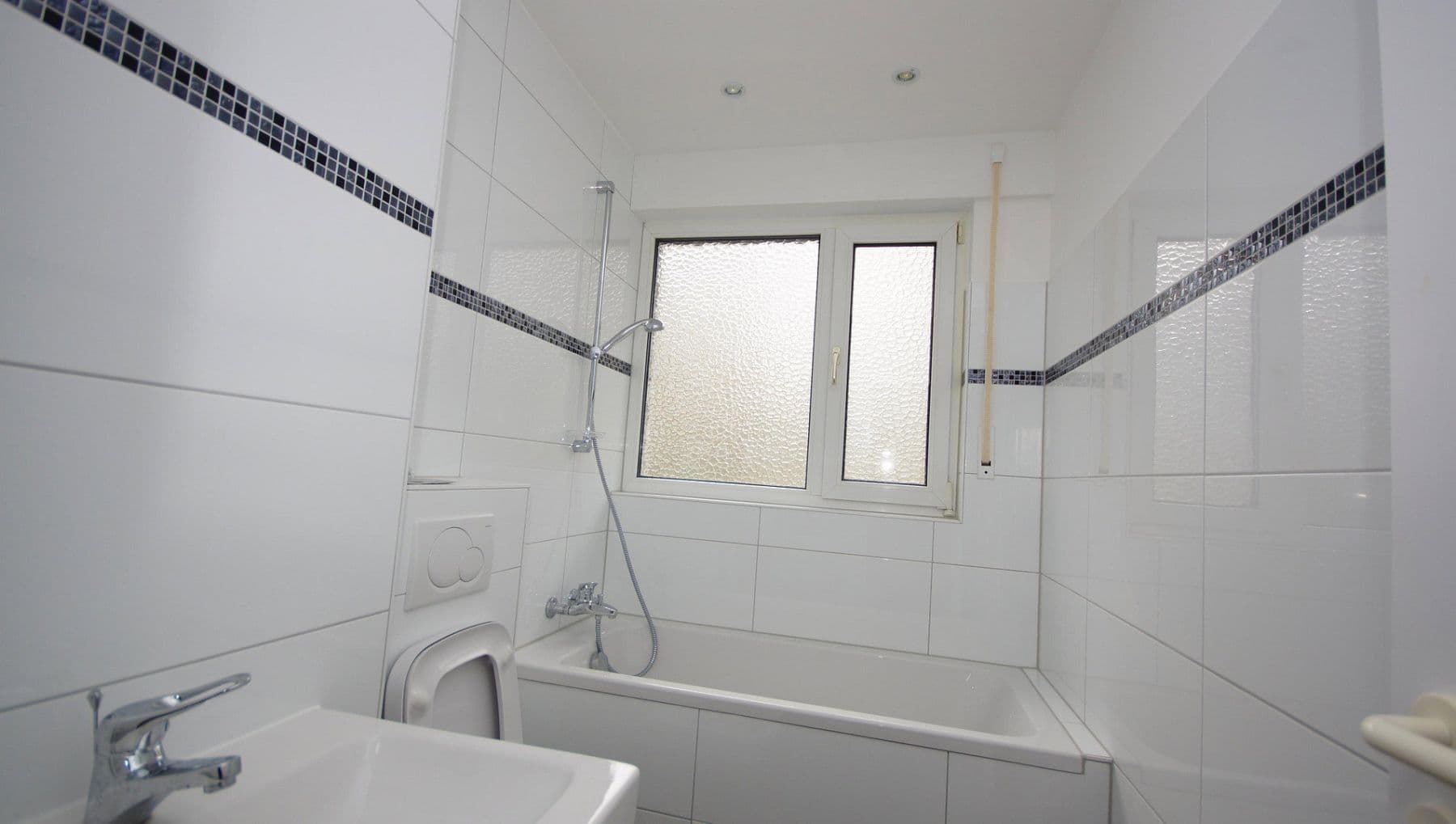 Pronájem bytu 3+1 73 m², Am Mönchswald 10, Königstein im Taunus, Hessen Pronájem bytu 3+1 73 m², Am Mönchswald 10, Königstein im Taunus, Hessen