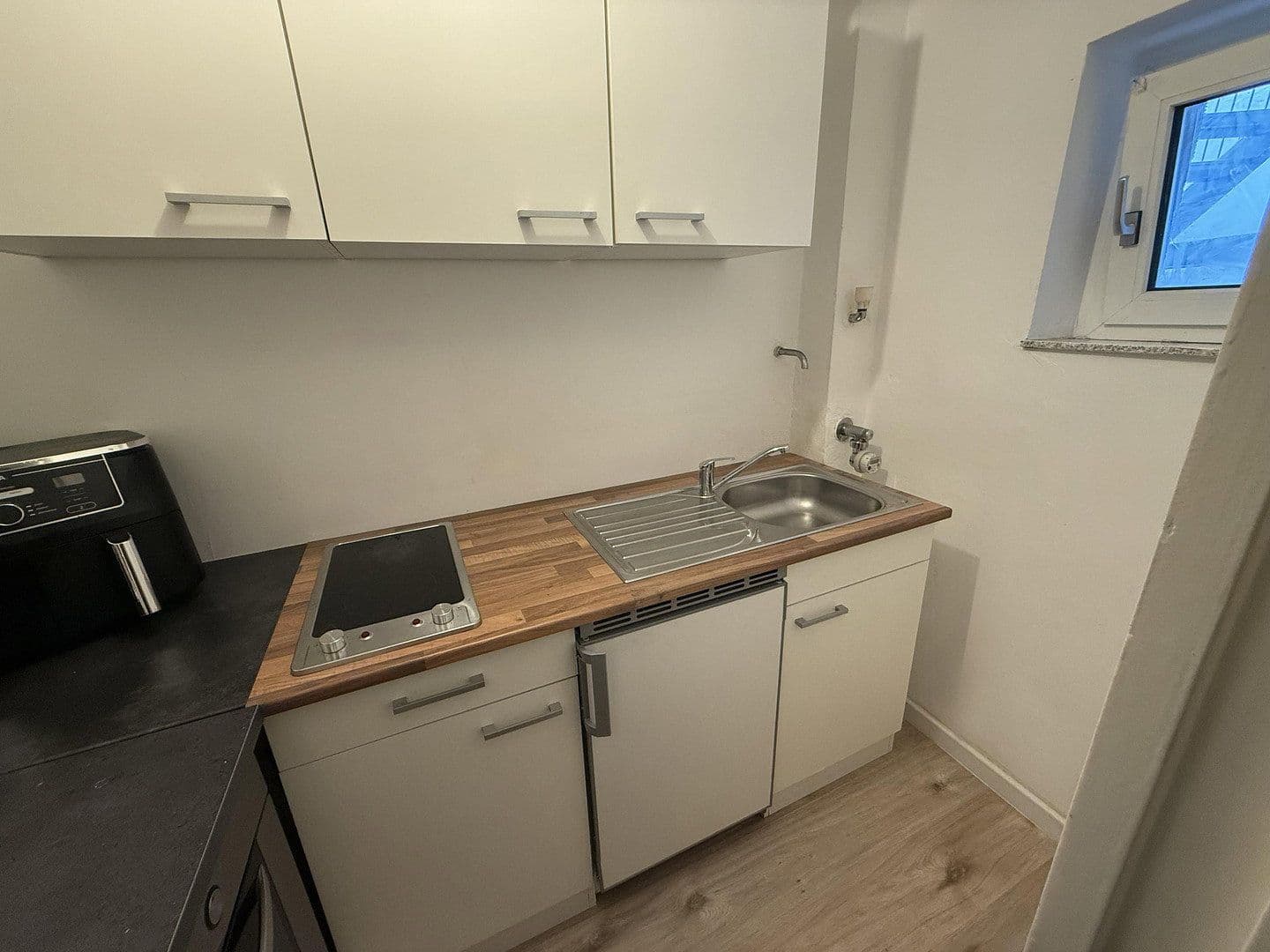 Pronájem bytu 1+1 30 m², Wattenscheider Straße 2, Düsseldorf, Severní Porýní-Vestfálsko Pronájem bytu 1+1 30 m², Wattenscheider Straße 2, Düsseldorf, Severní Porýní-Vestfálsko