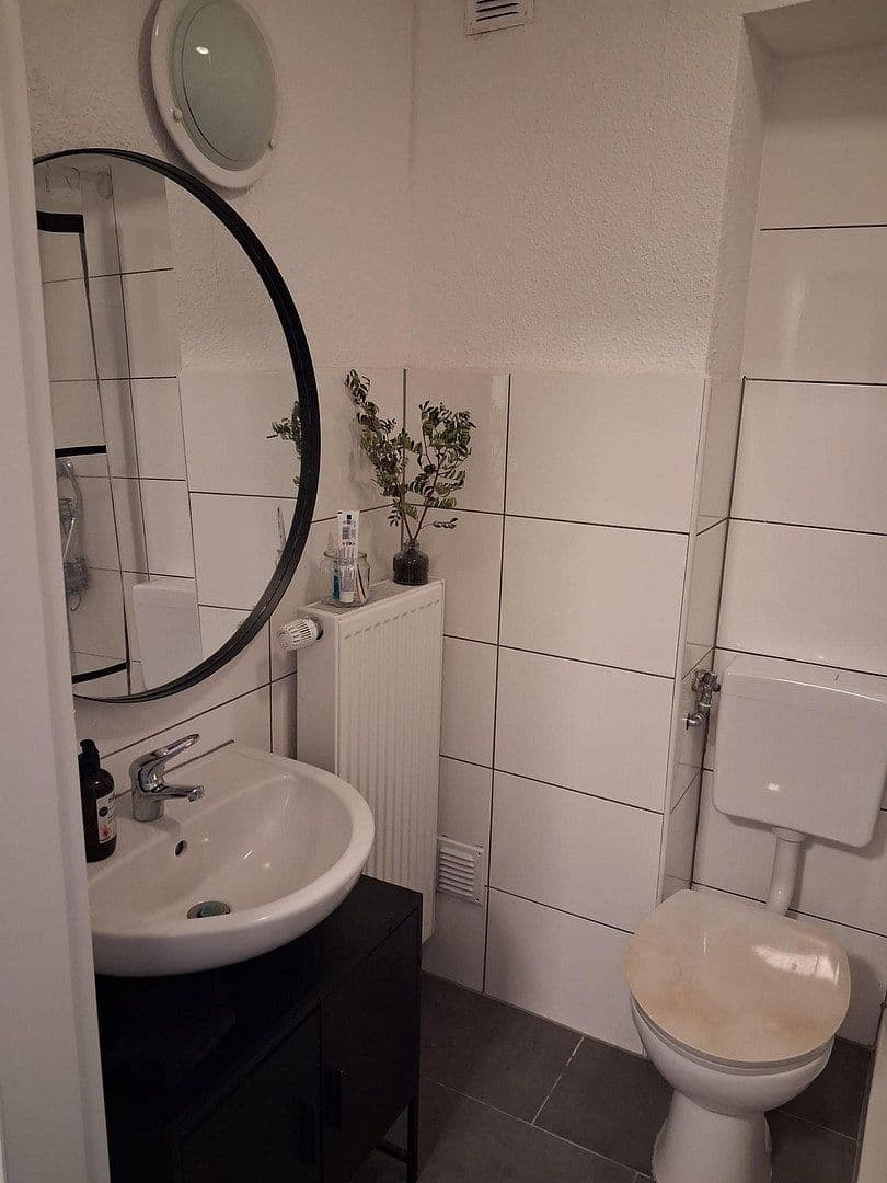 Pronájem bytu 2+1 50 m², Dillenburger Straße 38–40, Köln, Severní Porýní-Vestfálsko Pronájem bytu 2+1 50 m², Dillenburger Straße 38–40, Köln, Severní Porýní-Vestfálsko