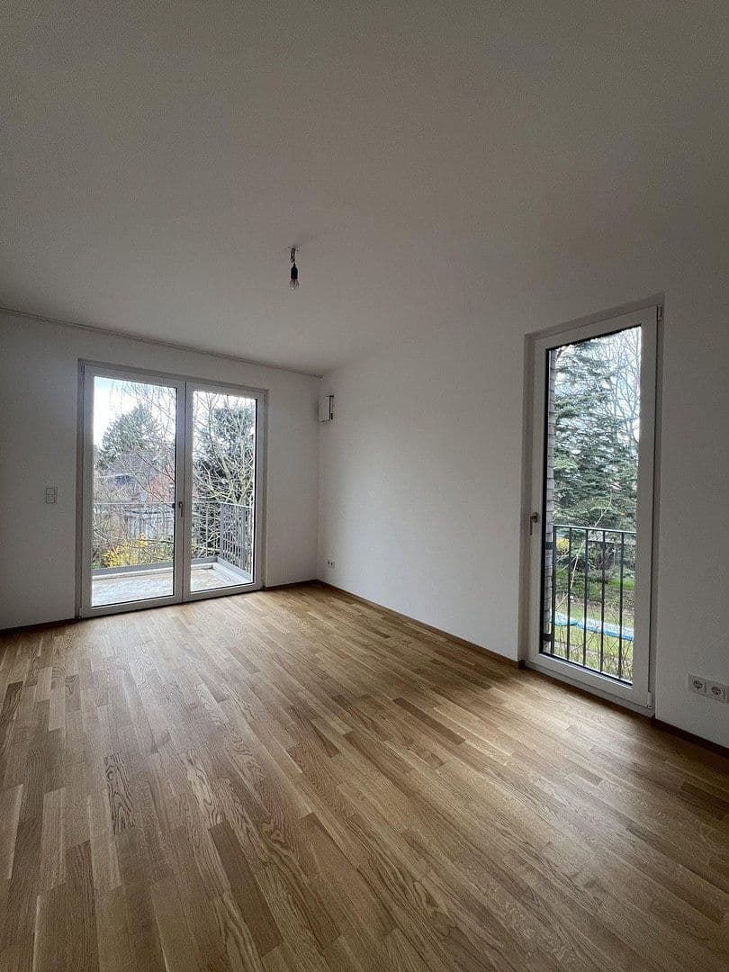 Pronájem bytu 6+1 142 m², Sülldorfer Landstraße 8a, Hamburg, Hamburg Pronájem bytu 6+1 142 m², Sülldorfer Landstraße 8a, Hamburg, Hamburg
