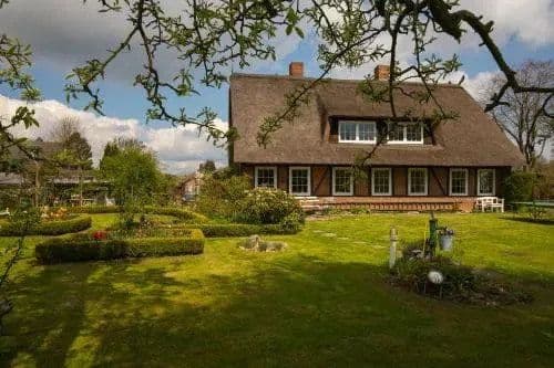 Prodej domu 210 m², pozemek 780 m², Dorfstr. 3, Timmendorfer Strand, Šlesvicko-Holštýnsko Prodej domu 210 m², pozemek 780 m², Dorfstr. 3, Timmendorfer Strand, Šlesvicko-Holštýnsko