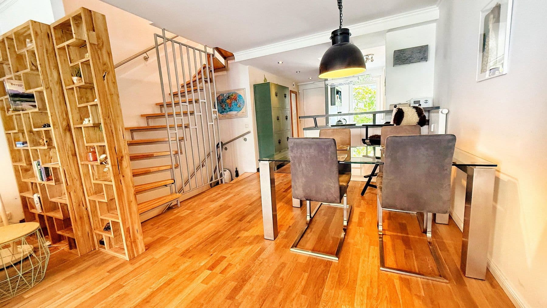 Pronájem bytu 3+1 77 m², Hamburg, Hamburg Pronájem bytu 3+1 77 m², Hamburg, Hamburg