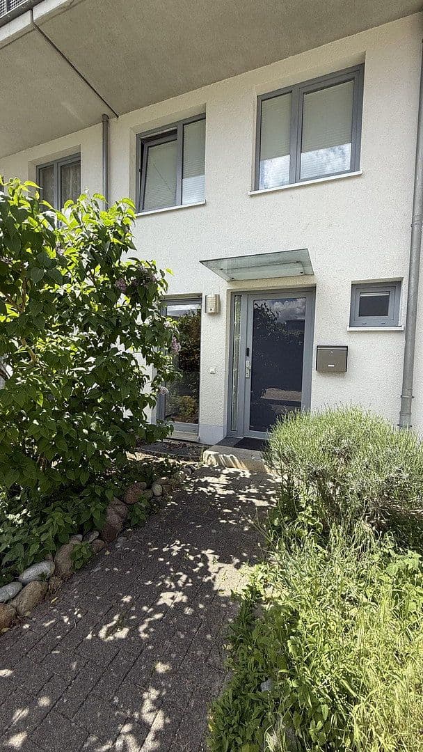 Pronájem bytu 3+1 77 m², Hamburg, Hamburg Pronájem bytu 3+1 77 m², Hamburg, Hamburg