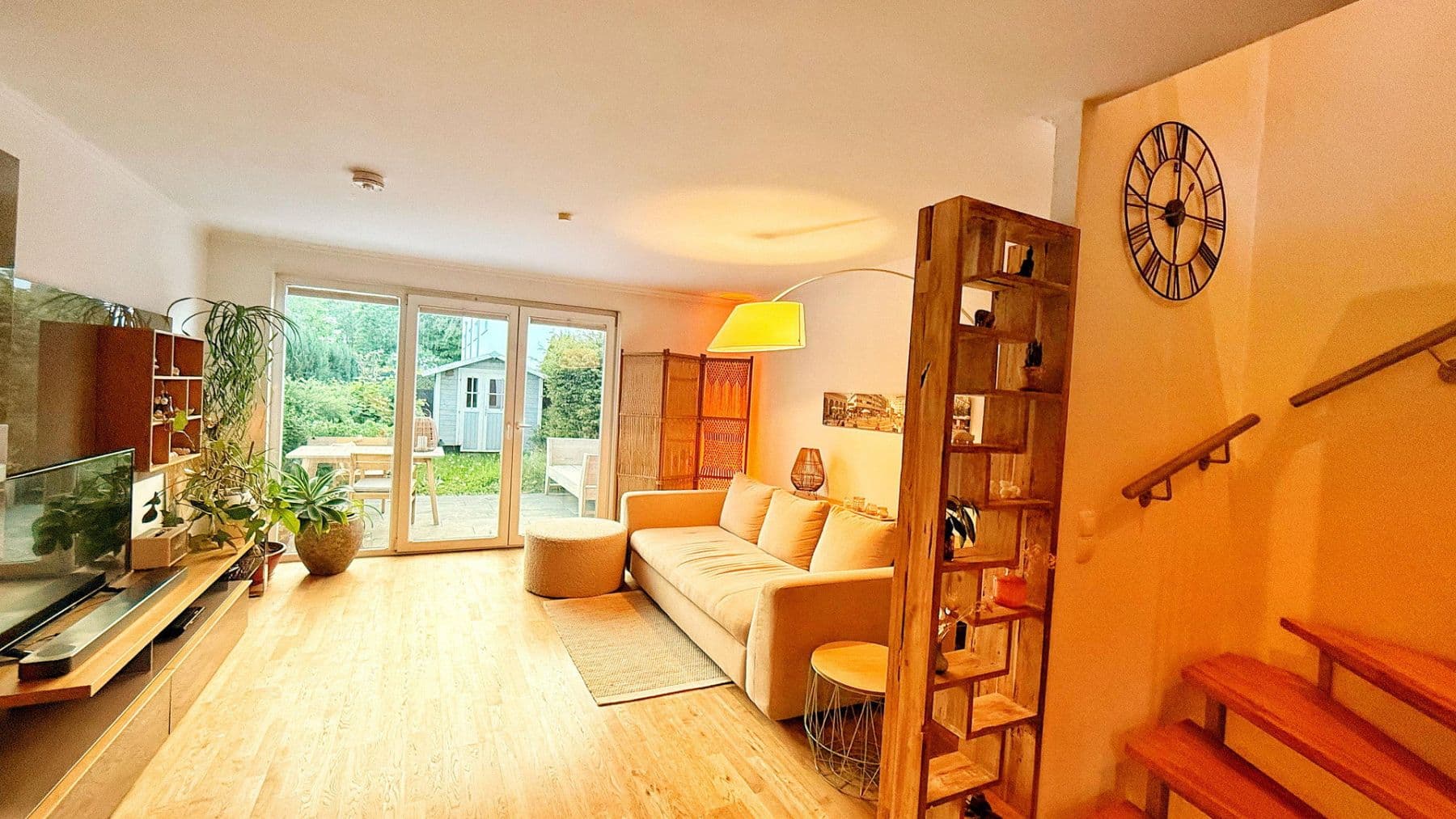 Pronájem bytu 3+1 77 m², Hamburg, Hamburg Pronájem bytu 3+1 77 m², Hamburg, Hamburg