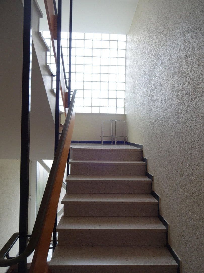 Prodej domu 250 m², pozemek 710 m², Wiesenbach, Bádensko-Württembersko Prodej domu 250 m², pozemek 710 m², Wiesenbach, Bádensko-Württembersko