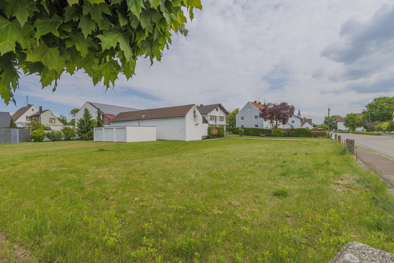 Prodej pozemku 683 m², Hauptstrasse 24, Ernsgaden, Bavorsko Prodej pozemku 683 m², Hauptstrasse 24, Ernsgaden, Bavorsko