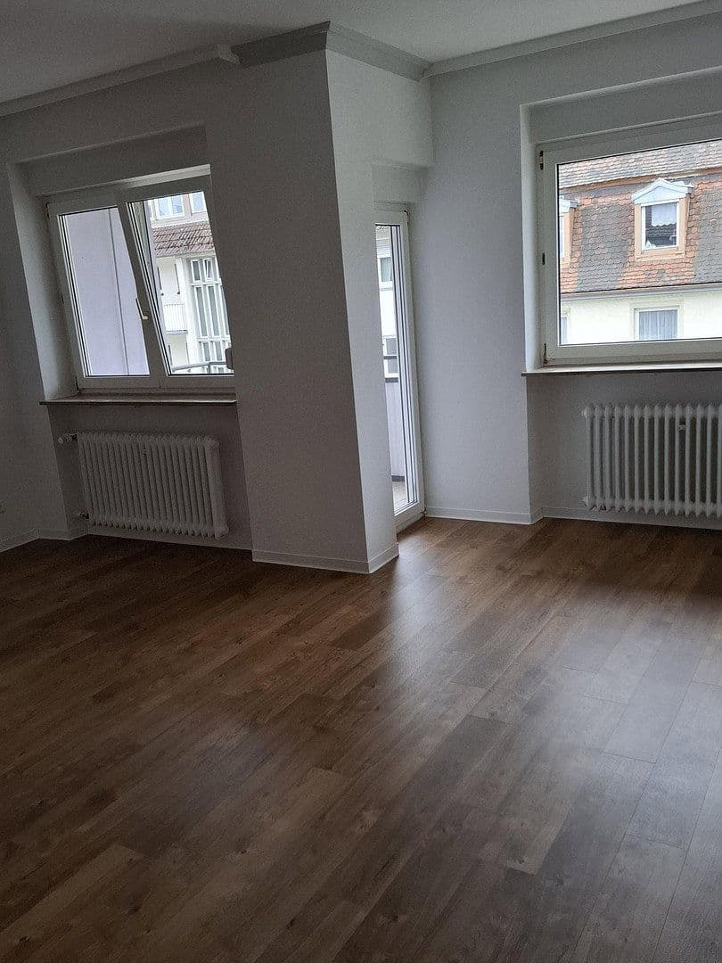 Pronájem bytu 2+1 57 m², Karlsruhe, Bádensko-Württembersko Pronájem bytu 2+1 57 m², Karlsruhe, Bádensko-Württembersko