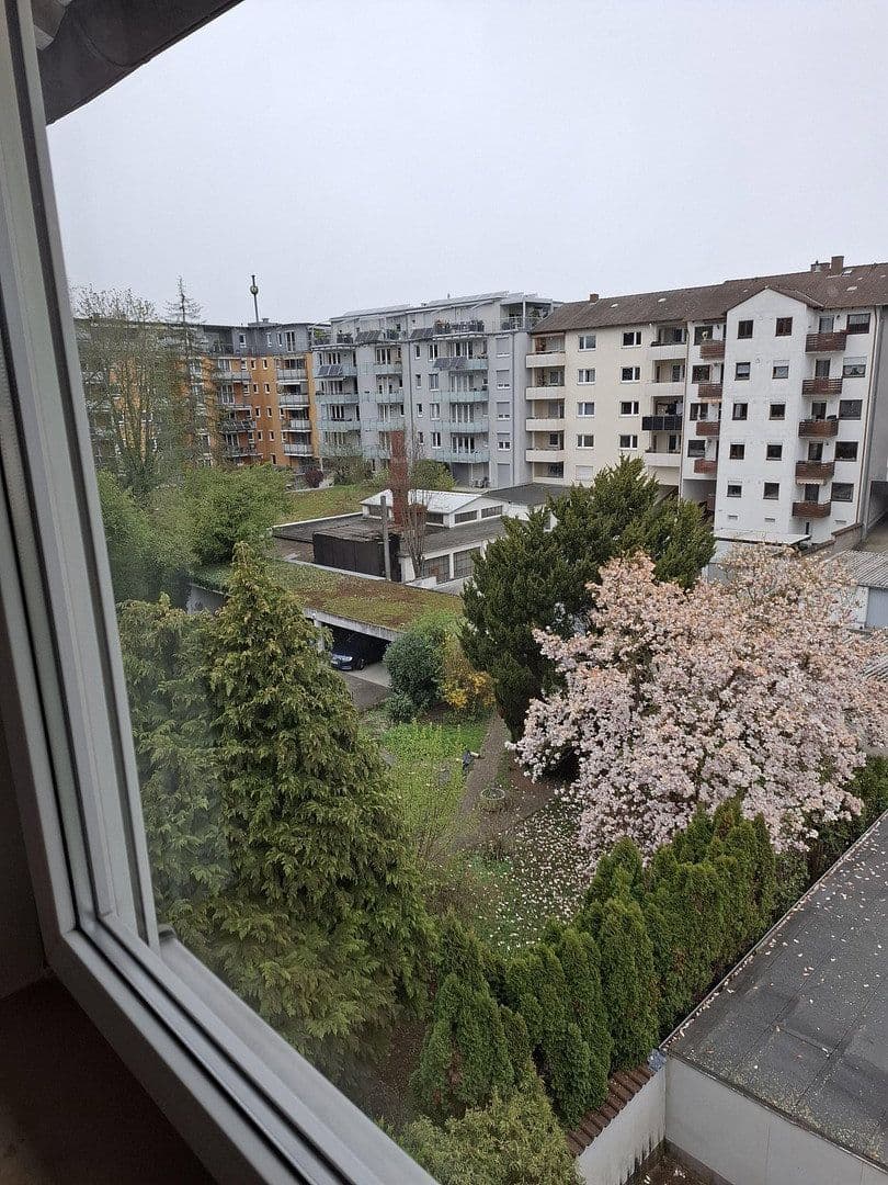 Pronájem bytu 2+1 57 m², Karlsruhe, Bádensko-Württembersko Pronájem bytu 2+1 57 m², Karlsruhe, Bádensko-Württembersko