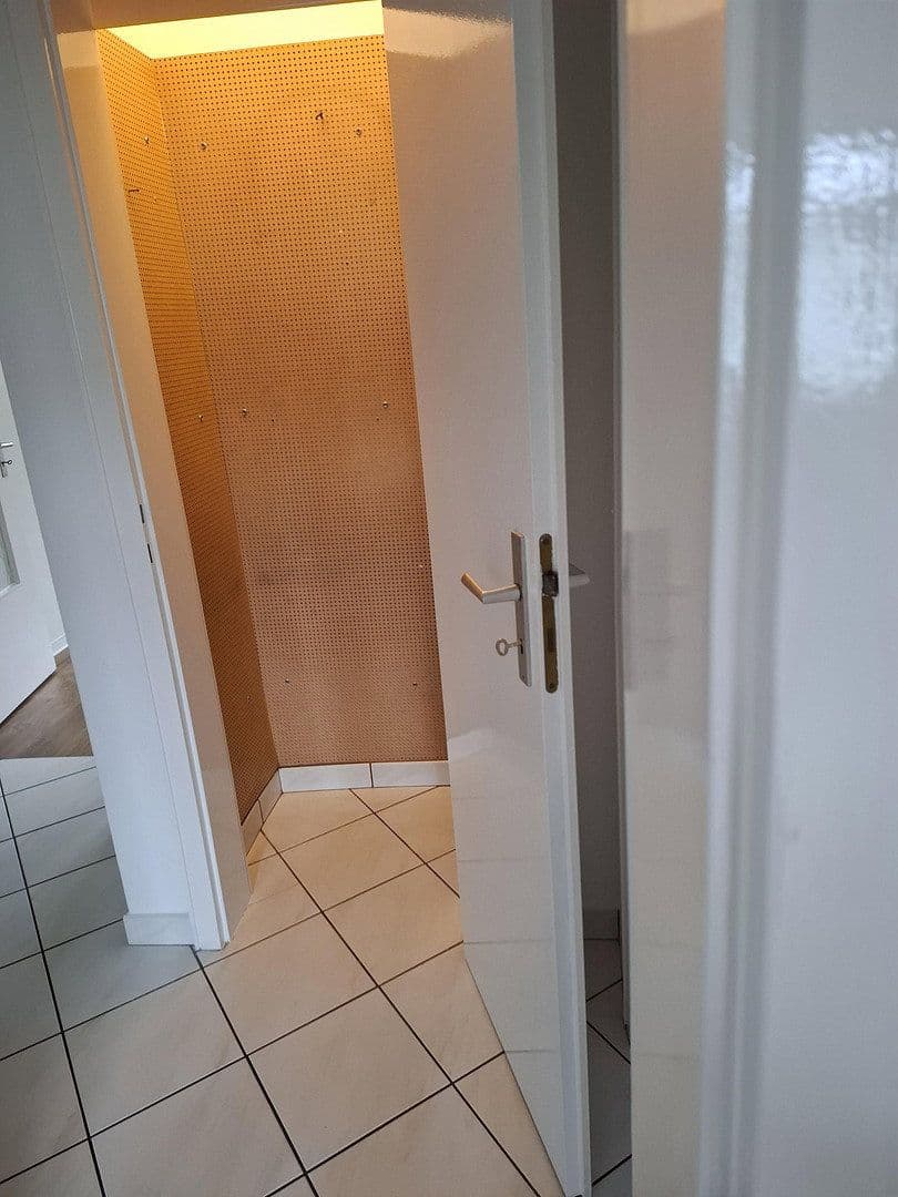 Pronájem bytu 2+1 57 m², Karlsruhe, Bádensko-Württembersko Pronájem bytu 2+1 57 m², Karlsruhe, Bádensko-Württembersko