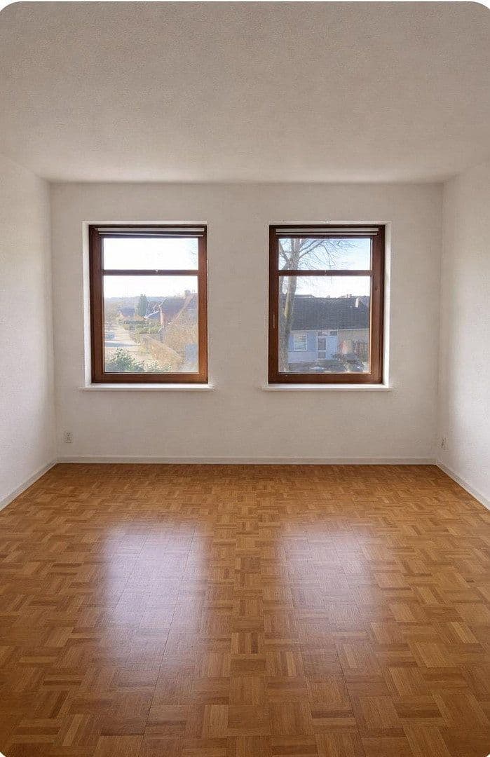 Prodej domu 173 m², pozemek 1.327 m², Deutsch Evern, Dolní Sasko Prodej domu 173 m², pozemek 1.327 m², Deutsch Evern, Dolní Sasko